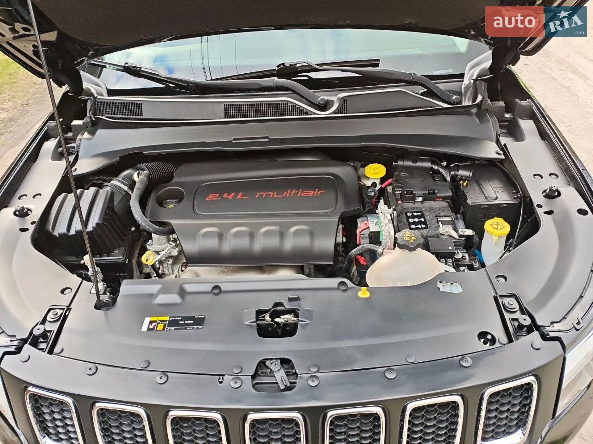 2017 Jeep Compass - мініатюра 26