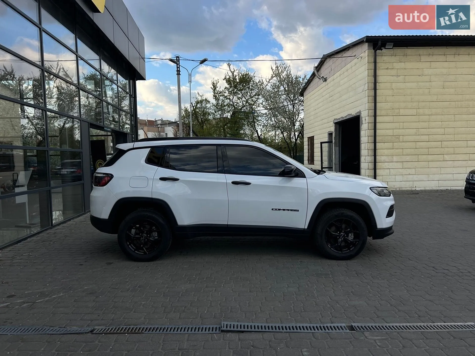 2022 Jeep Compass - мініатюра 8