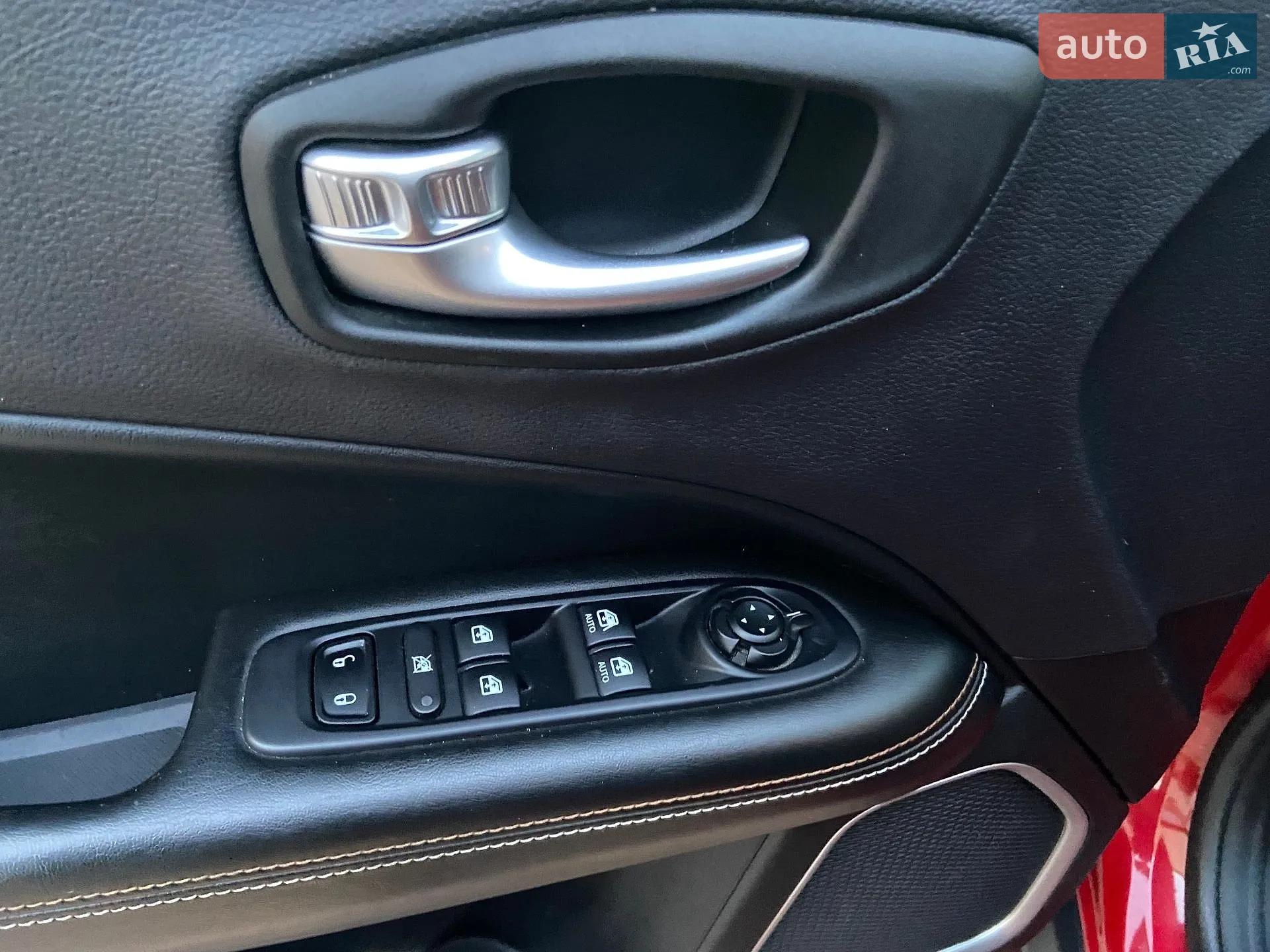 2018 Jeep Compass - мініатюра 16