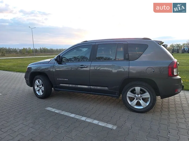 Jeep Compass 2014 VIN 1C4NJDEB1FD207924 фото оголошення 4 з 51