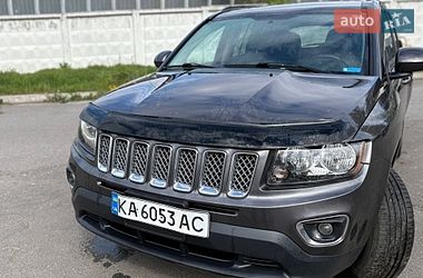 Позашляховик / Кросовер Jeep Compass 2015 в Києві