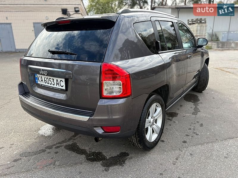 Внедорожник / Кроссовер Jeep Compass 2015 в Киеве