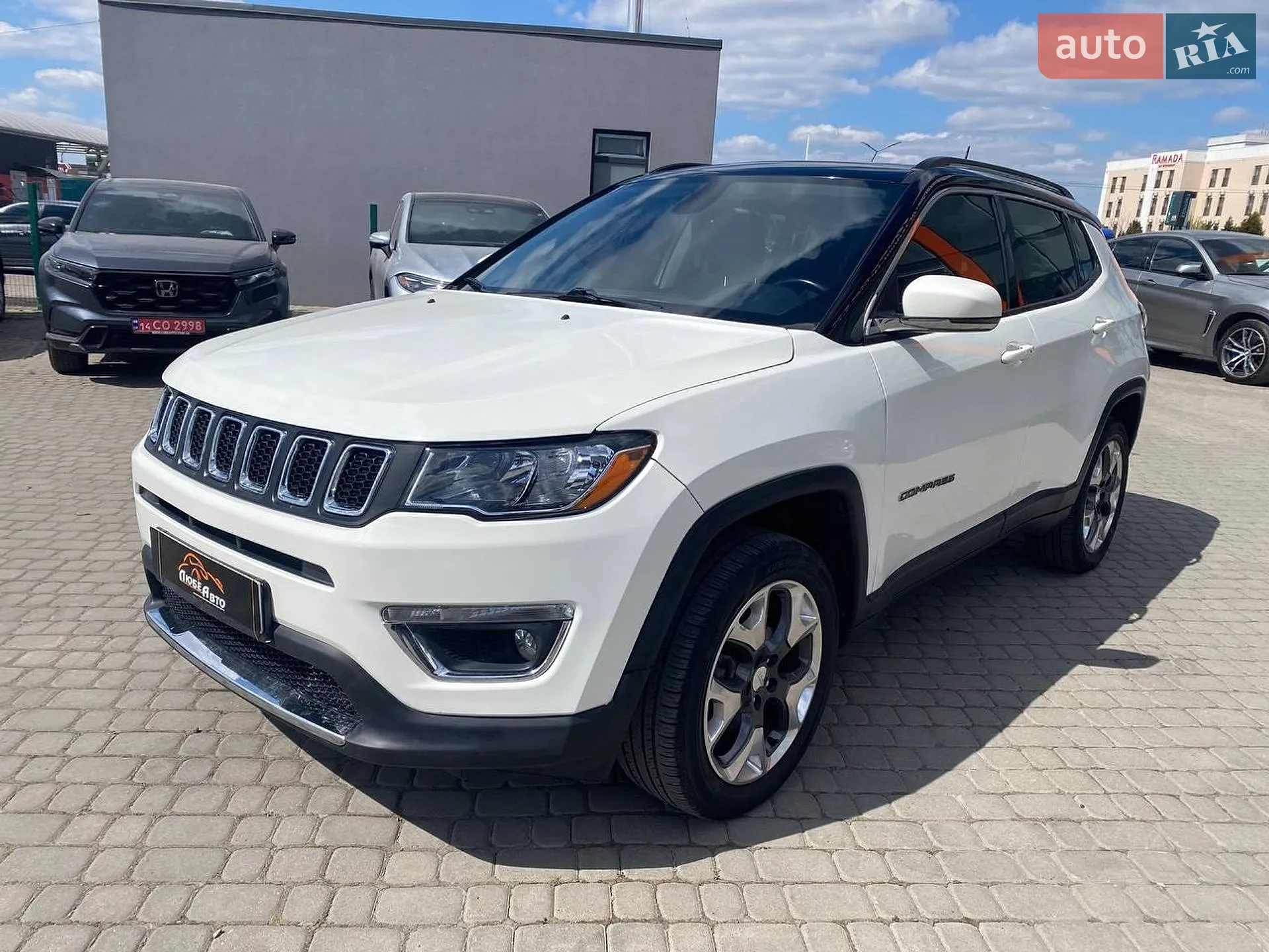 2017 Jeep Compass - мініатюра 3