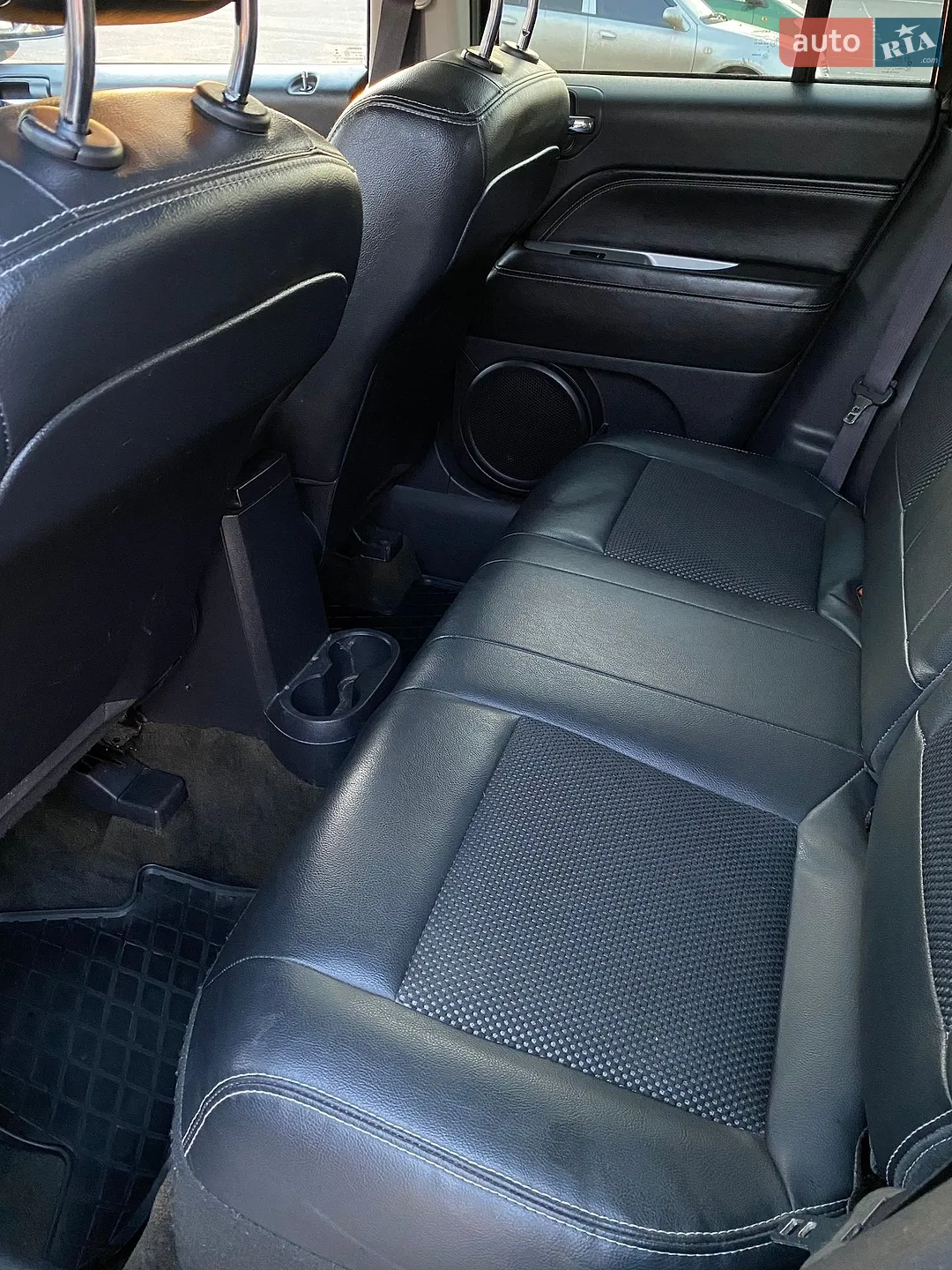 2016 Jeep Compass - мініатюра 11