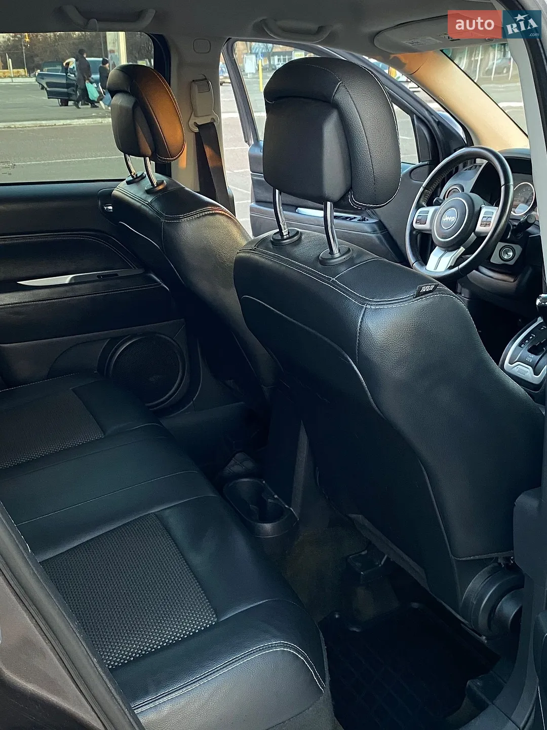 2016 Jeep Compass - мініатюра 18