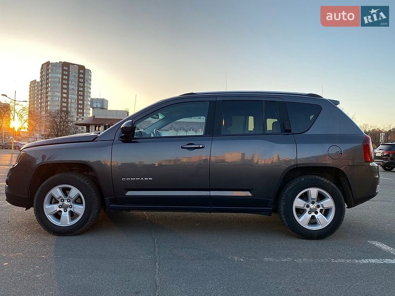Внедорожник / Кроссовер Jeep Compass 2016 в Броварах