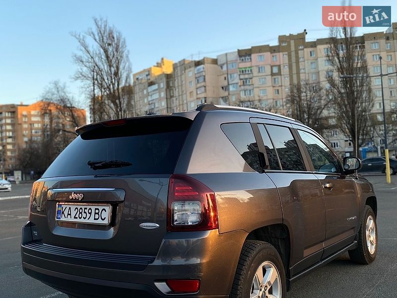 Внедорожник / Кроссовер Jeep Compass 2016 в Броварах