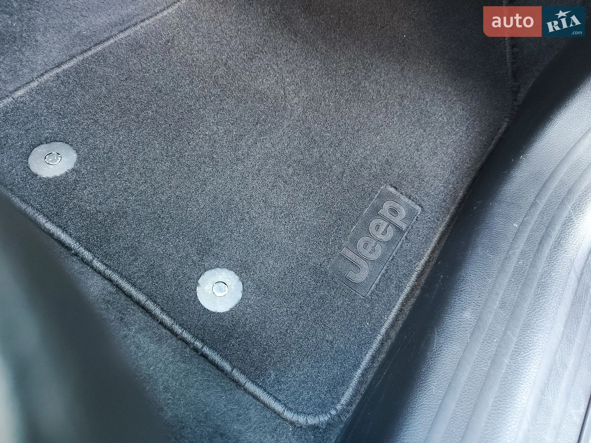 2018 Jeep Compass - мініатюра 46