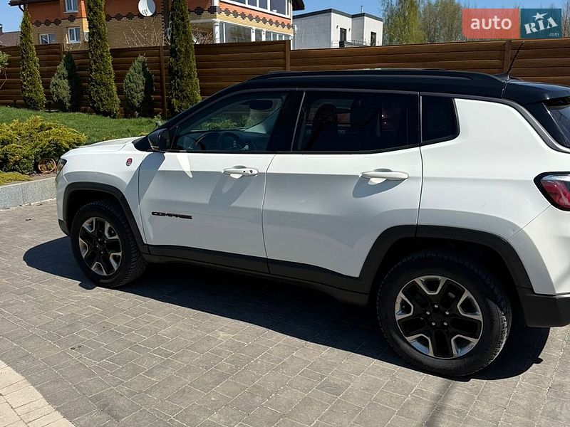 Внедорожник / Кроссовер Jeep Compass 2017 в Житомире