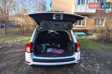 Внедорожник / Кроссовер Jeep Compass 2012 в Нежине