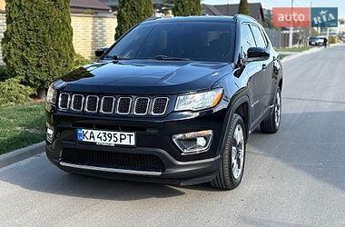 Внедорожник / Кроссовер Jeep Compass 2017 в Киеве