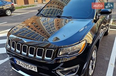 Внедорожник / Кроссовер Jeep Compass 2017 в Киеве