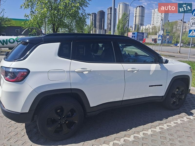 Позашляховик / Кросовер Jeep Compass 2020 в Києві