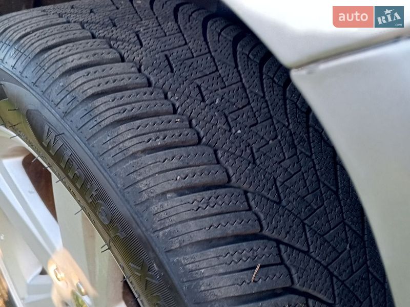 Внедорожник / Кроссовер Jeep Compass 2011 в Козельщине