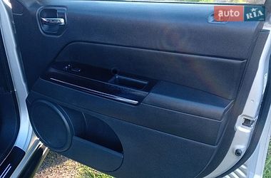 Внедорожник / Кроссовер Jeep Compass 2011 в Козельщине