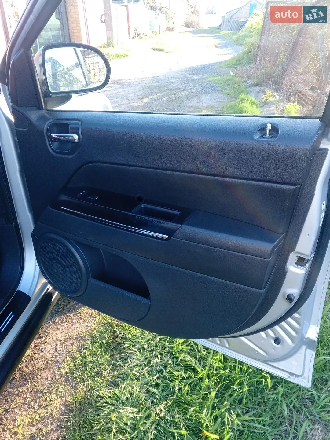 2011 Jeep Compass - мініатюра 11