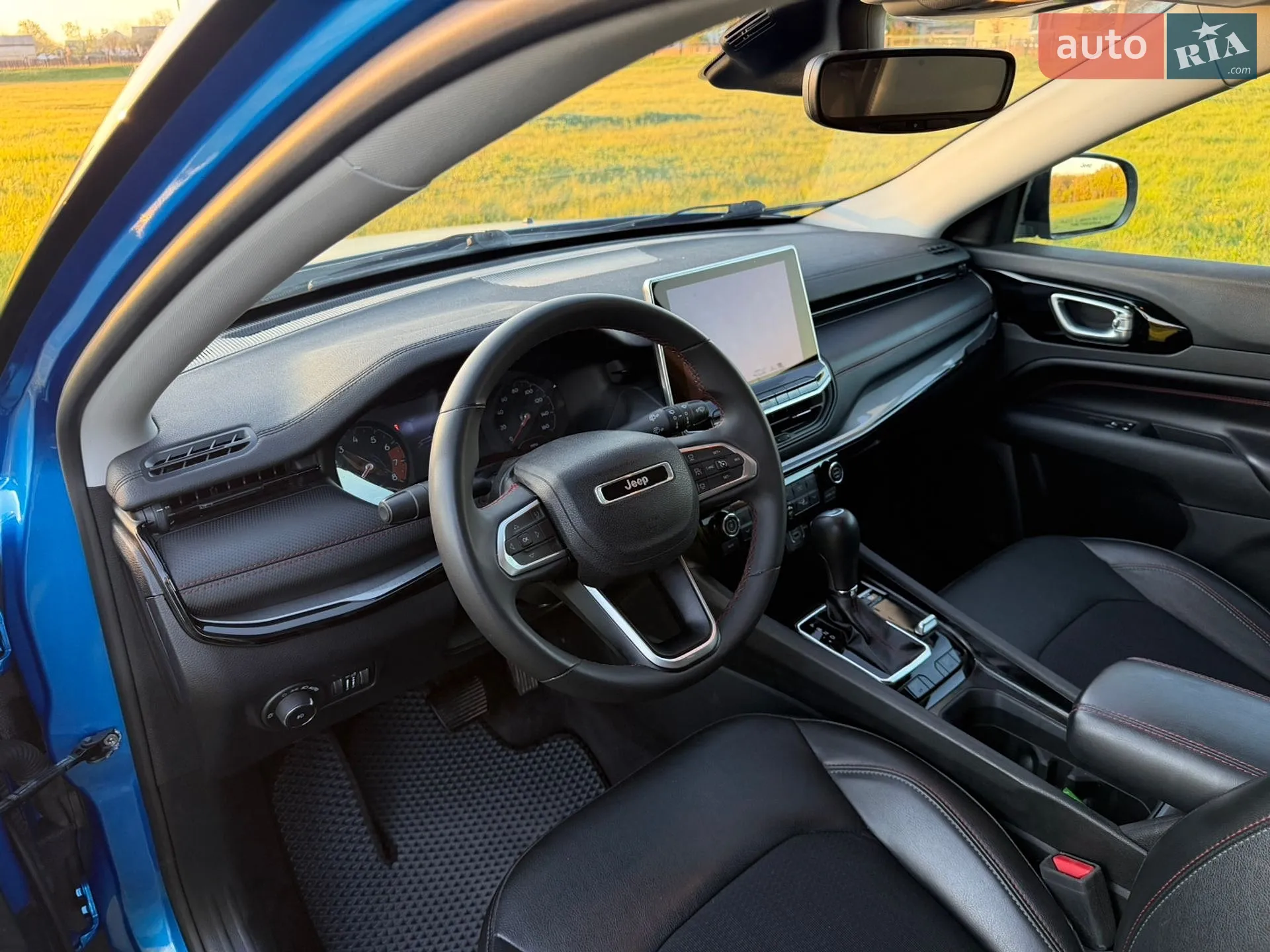 2022 Jeep Compass - мініатюра 22