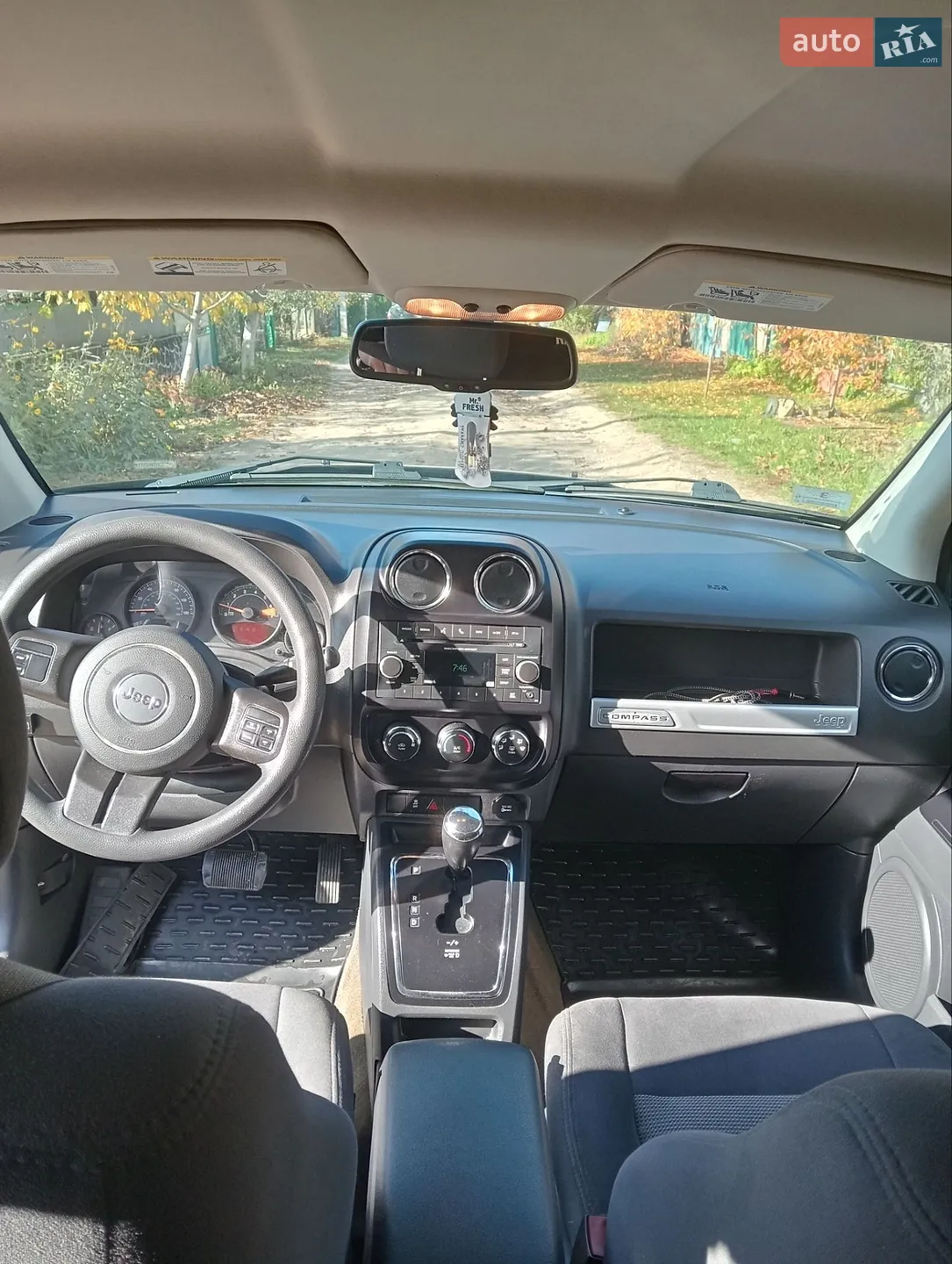 2016 Jeep Compass - мініатюра 12