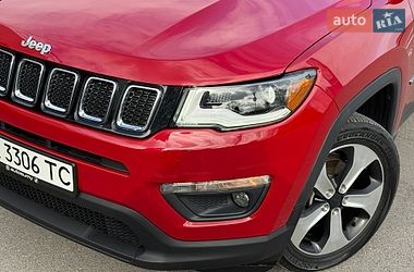 Внедорожник / Кроссовер Jeep Compass 2017 в Киеве