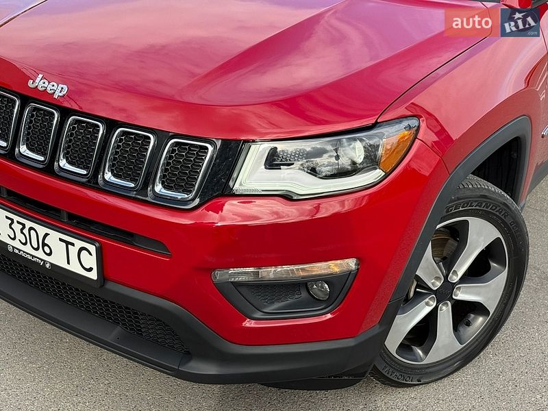 Внедорожник / Кроссовер Jeep Compass 2017 в Киеве