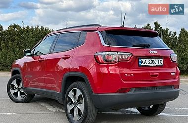 Внедорожник / Кроссовер Jeep Compass 2017 в Киеве
