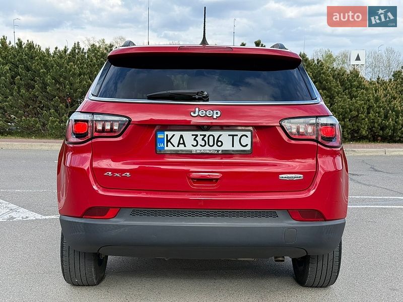 Внедорожник / Кроссовер Jeep Compass 2017 в Киеве