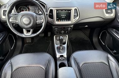 Внедорожник / Кроссовер Jeep Compass 2017 в Киеве