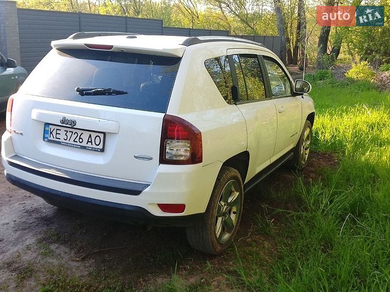 Внедорожник / Кроссовер Jeep Compass 2014 в Днепре