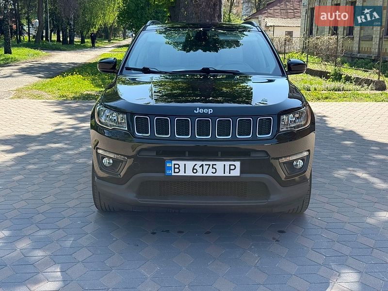 Внедорожник / Кроссовер Jeep Compass 2017 в Лубнах