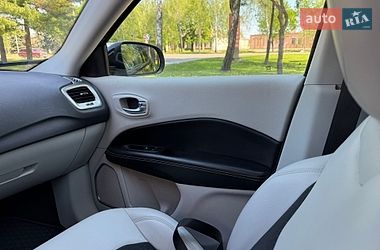 Внедорожник / Кроссовер Jeep Compass 2017 в Лубнах