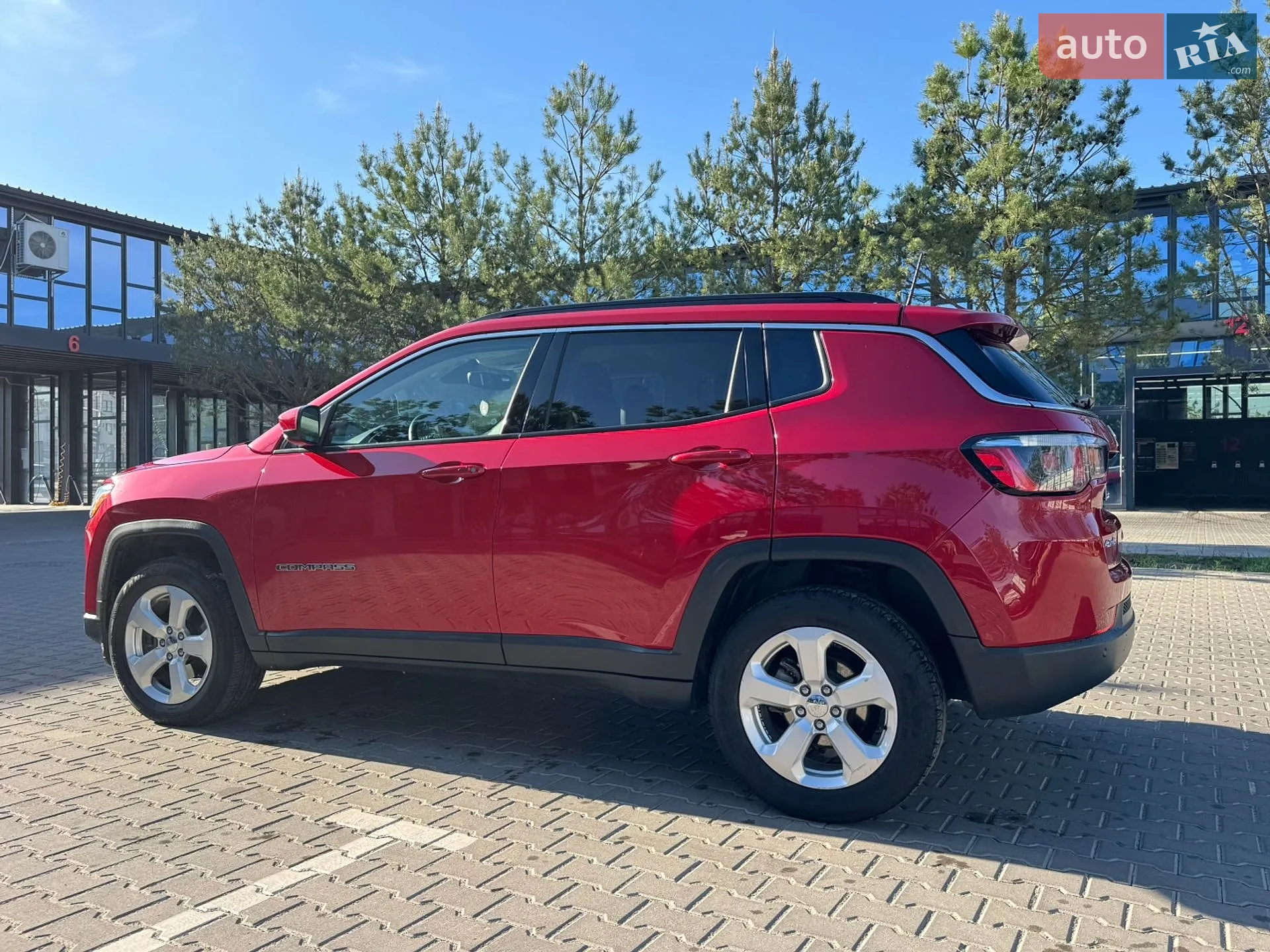 2017 Jeep Compass - мініатюра 15
