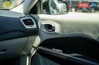 Позашляховик / Кросовер Jeep Compass 2019 в Чернівцях