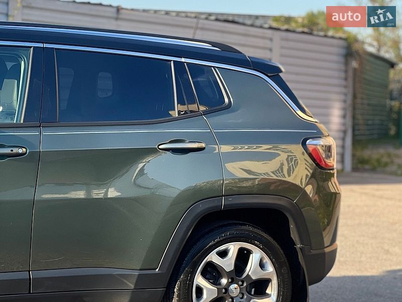 Внедорожник / Кроссовер Jeep Compass 2017 в Харькове