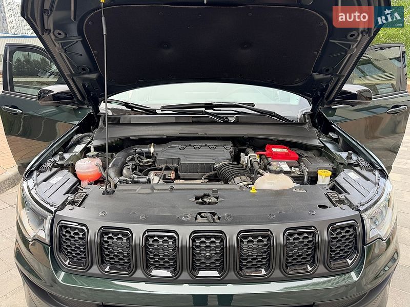 Внедорожник / Кроссовер Jeep Compass 2025 в Киеве