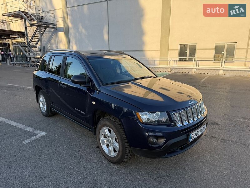 Внедорожник / Кроссовер Jeep Compass 2016 в Киеве