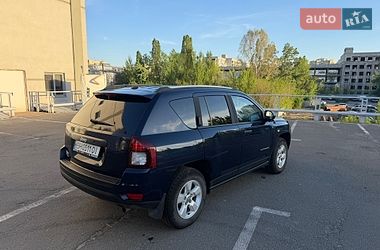 Внедорожник / Кроссовер Jeep Compass 2016 в Киеве