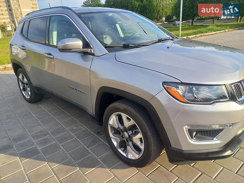 Внедорожник / Кроссовер Jeep Compass 2018 в Черкассах
