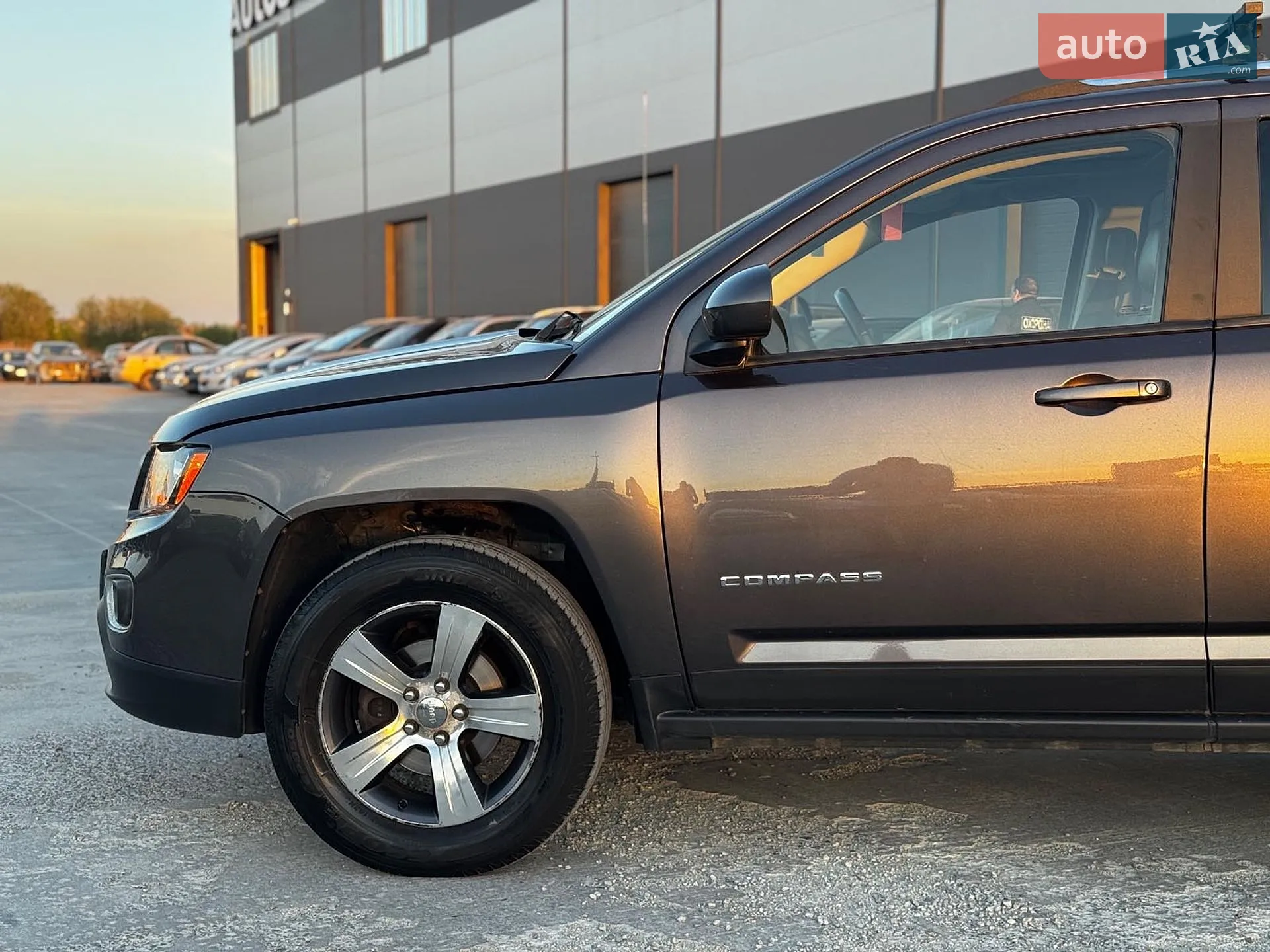 2016 Jeep Compass - мініатюра 18