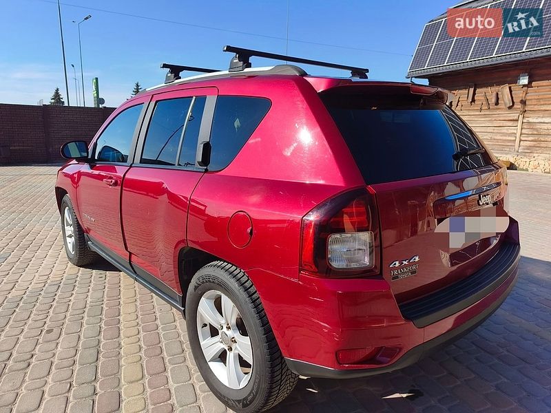 Позашляховик / Кросовер Jeep Compass 2016 в Буську