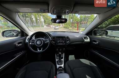 Внедорожник / Кроссовер Jeep Compass 2017 в Киеве