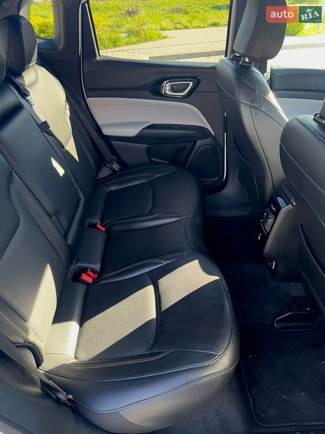 2023 Jeep Compass - мініатюра 21