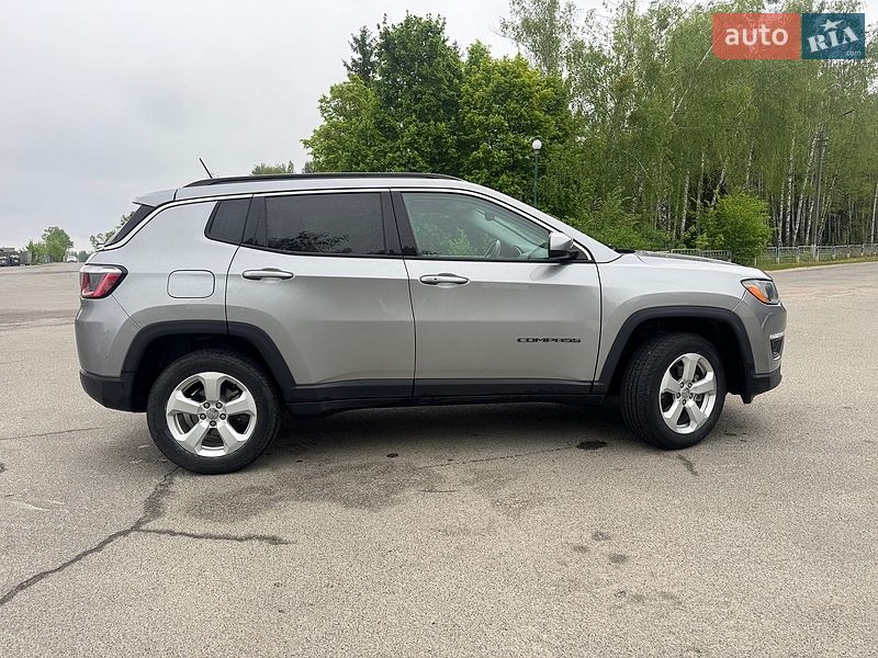 Внедорожник / Кроссовер Jeep Compass 2019 в Киеве