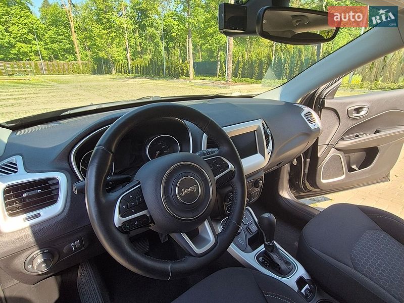 2019 Jeep Compass, VIN 3C4NJDAB2KT682914:plate — zdjęcie 1 (autoria)