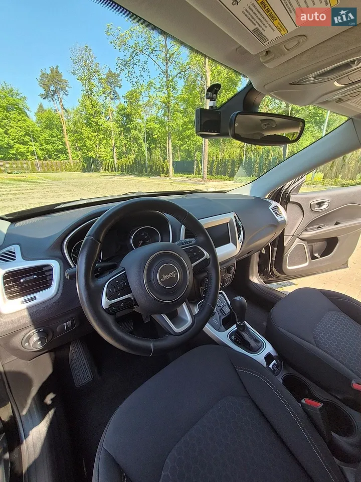 2019 Jeep Compass - мініатюра 18