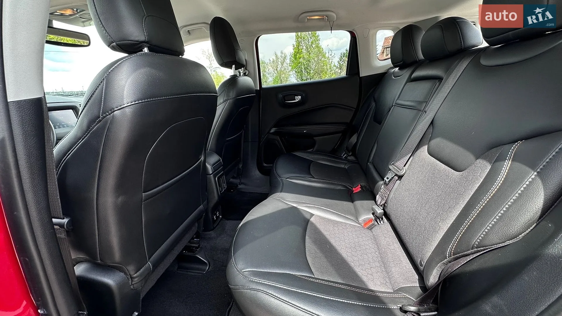2019 Jeep Compass - мініатюра 18