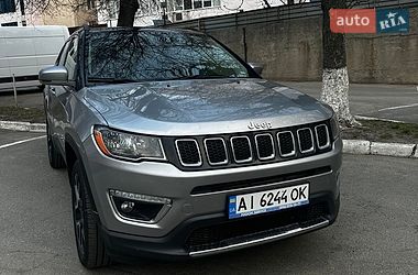 Внедорожник / Кроссовер Jeep Compass 2017 в Киеве