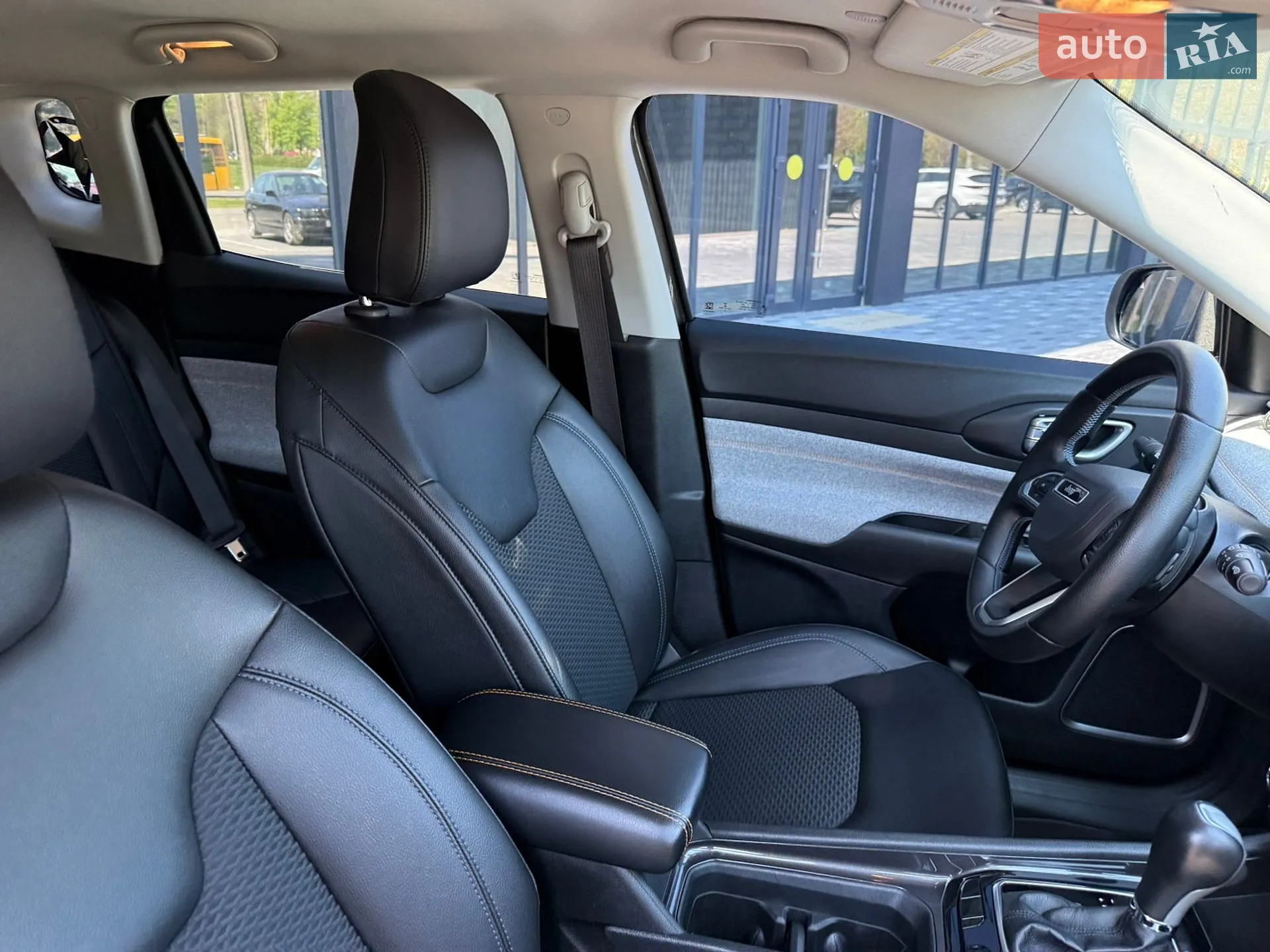 2021 Jeep Compass - мініатюра 30