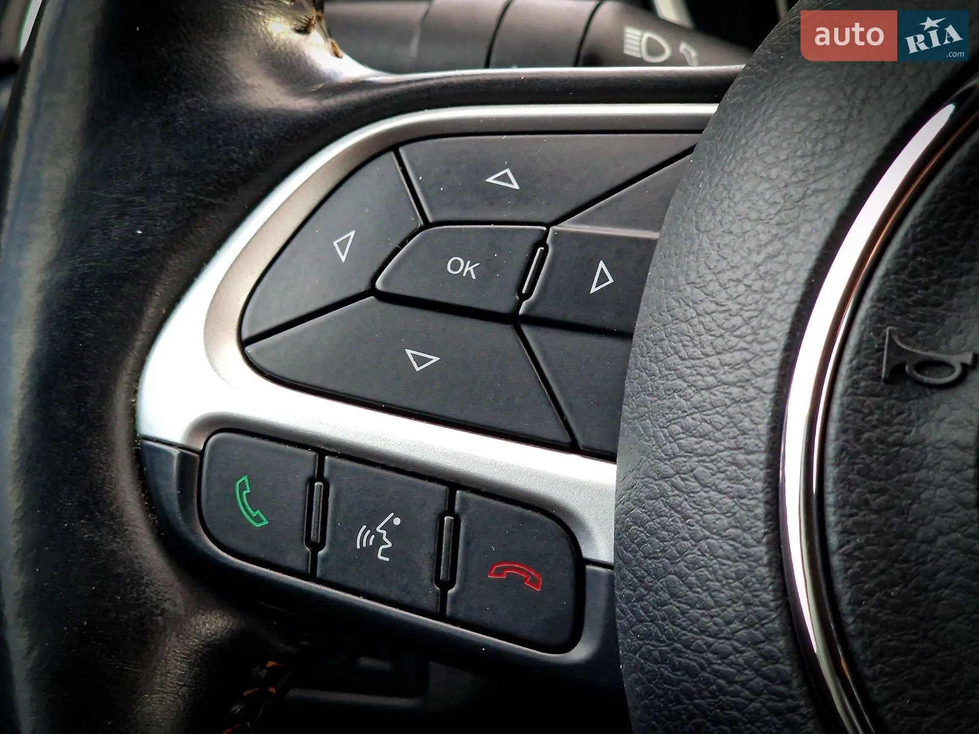 2019 Jeep Compass - мініатюра 21