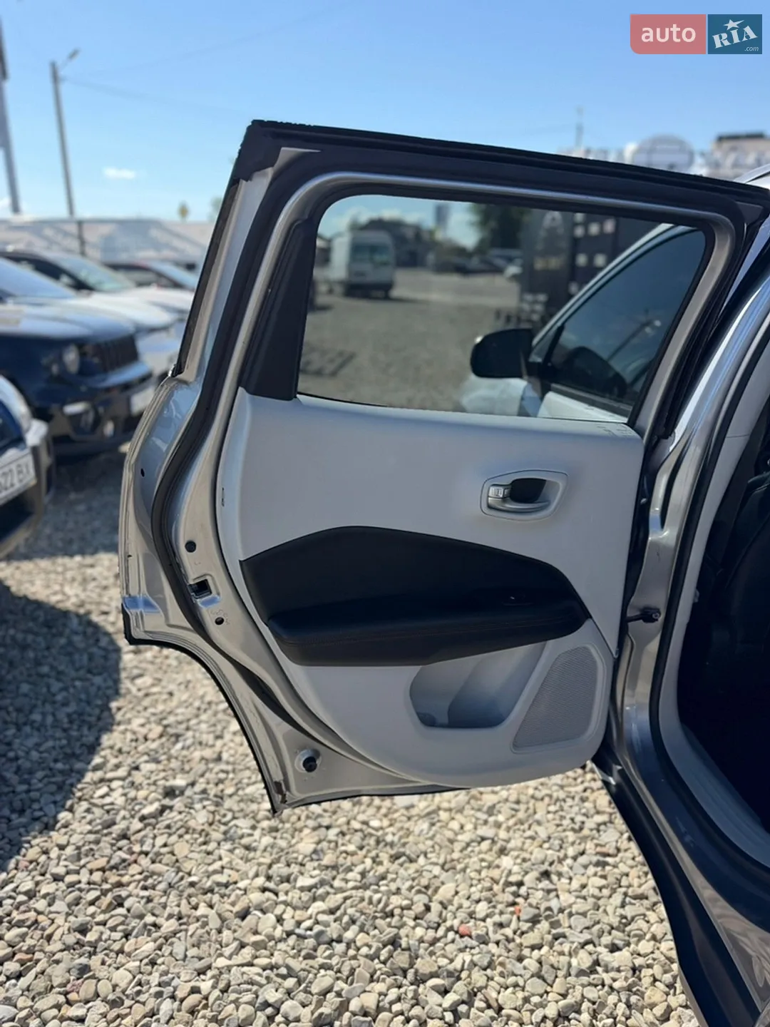 2018 Jeep Compass - мініатюра 19