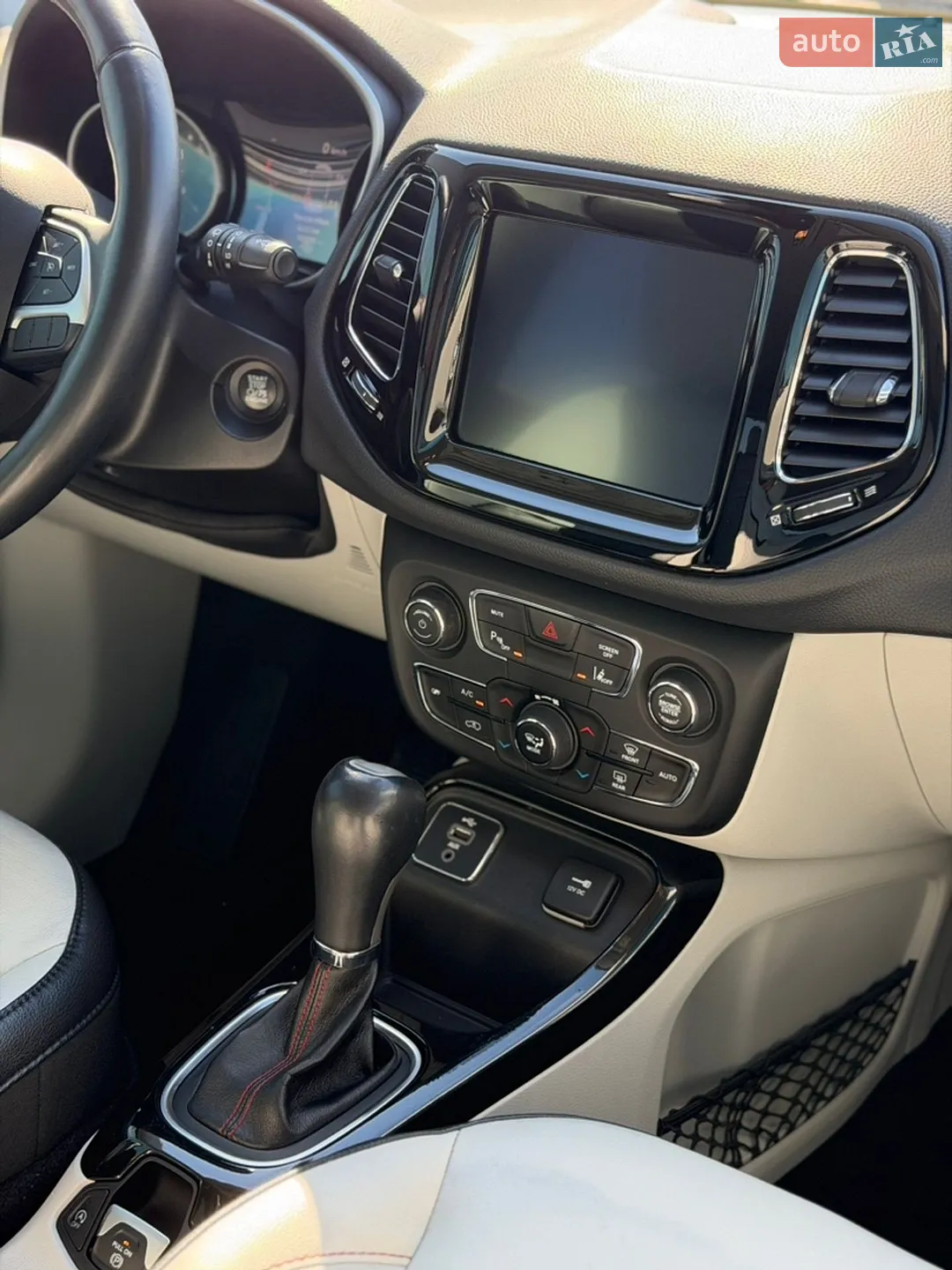 2018 Jeep Compass - мініатюра 29